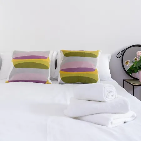 Old Town Comfy Studio Apartment